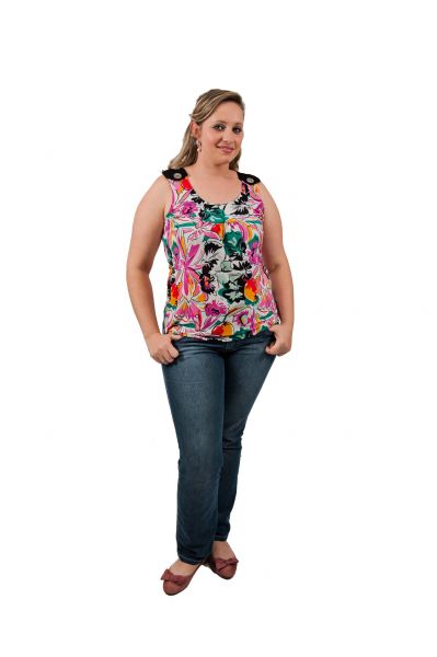 2907- Blusa Liganete botões no ombro