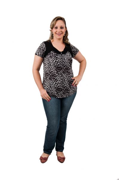 2911- Blusa Liganete c/ detalhe frente +botão